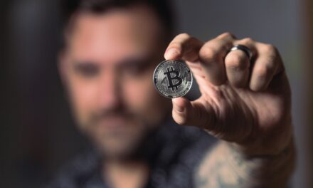 Make huge Money Using Bitcoin and Other Cryptocurrencies
